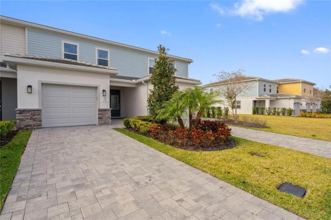 Townhouse in Four Corners, Florida 3 bedrooms, 154.12 sq.m. № 1767650 - photo 2