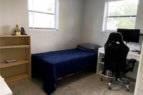 Casa en venta en Hollywood, Florida, 3 dormitorios, 85.47 m2 № 2000689 - foto 10