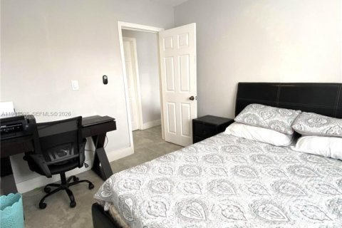 Casa en venta en Hollywood, Florida, 3 dormitorios, 85.47 m2 № 2000689 - foto 8