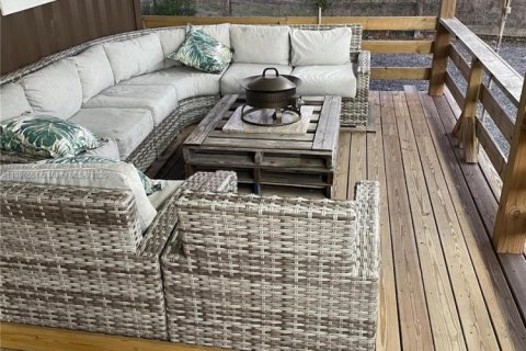 Casa en venta en Frostproof, Florida, 4 dormitorios, 195.09 m2 № 2169620 - foto 8