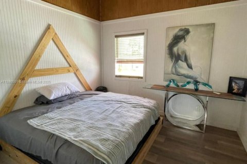 Casa en venta en Frostproof, Florida, 4 dormitorios, 195.09 m2 № 2169620 - foto 5