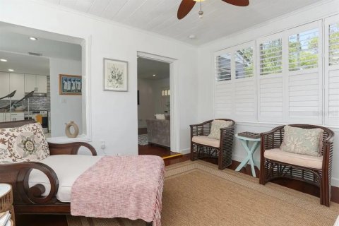 House in Tampa, Florida 3 bedrooms, 193.42 sq.m. № 2201823 - photo 21