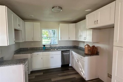 Casa en alquiler en Zolfo Springs, Florida, 5 dormitorios, 192.49 m2 № 1841718 - foto 14