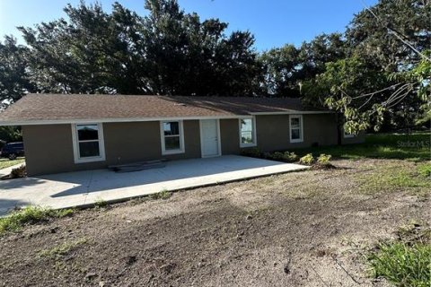 Casa en alquiler en Zolfo Springs, Florida, 5 dormitorios, 192.49 m2 № 1841718 - foto 2