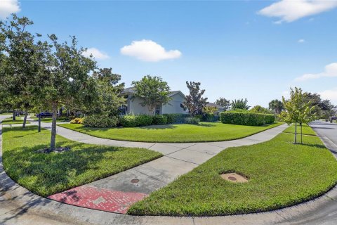House in Apollo Beach, Florida 3 bedrooms, 239.97 sq.m. № 1900778 - photo 8