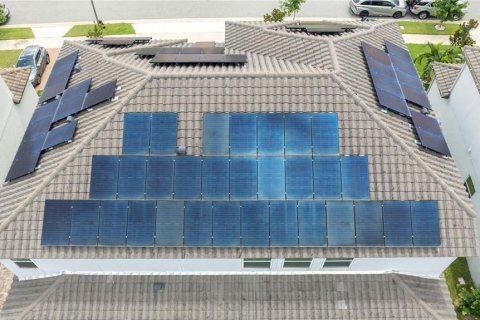 Casa en venta en Orlando, Florida, 5 dormitorios, 396.14 m2 № 1343242 - foto 17