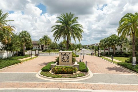 Casa en venta en Orlando, Florida, 5 dormitorios, 396.14 m2 № 1343242 - foto 22