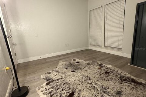 Condominio en alquiler en Sarasota, Florida, 2 dormitorios, 94.76 m2 № 1894217 - foto 7