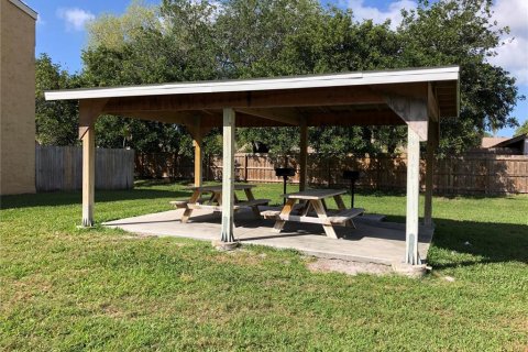 Condominio en alquiler en Sarasota, Florida, 2 dormitorios, 94.76 m2 № 1894217 - foto 14