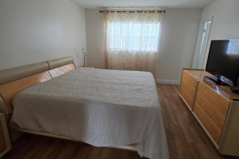 Copropriété à vendre à West Palm Beach, Floride: 2 chambres, 85.84 m2 № 2193667 - photo 3