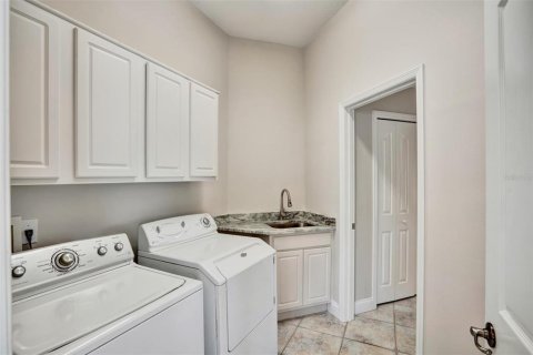 Villa ou maison à vendre à Orlando, Floride: 4 chambres, 185.8 m2 № 1881378 - photo 4