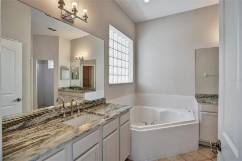 Villa ou maison à vendre à Orlando, Floride: 4 chambres, 185.8 m2 № 1881378 - photo 12