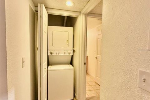 Condo in Clearwater, Florida, 2 bedrooms  № 1795159 - photo 15