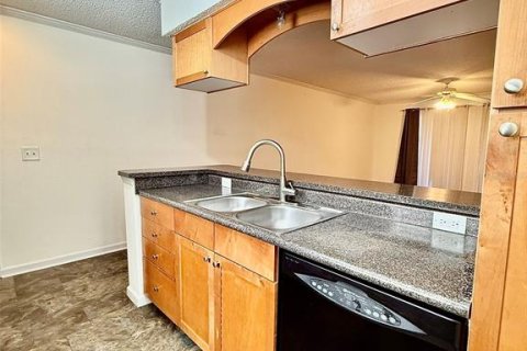 Condo in Clearwater, Florida, 2 bedrooms  № 1795159 - photo 6