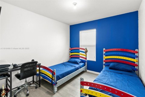 Villa ou maison à vendre à Miami, Floride: 4 chambres, 167.22 m2 № 1972022 - photo 21