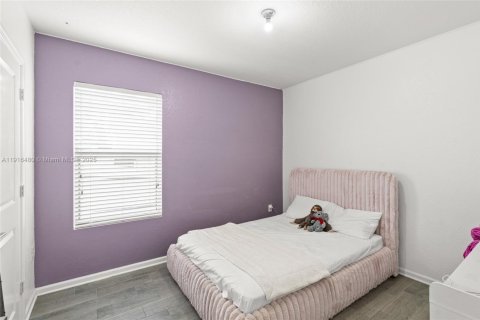 Villa ou maison à vendre à Miami, Floride: 4 chambres, 167.22 m2 № 1972022 - photo 22