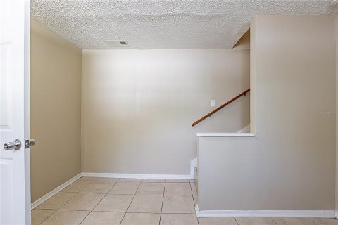 House in Tampa, Florida 4 bedrooms, 177.26 sq.m. № 1918202 - photo 19
