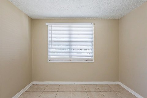 House in Tampa, Florida 4 bedrooms, 177.26 sq.m. № 1918202 - photo 29