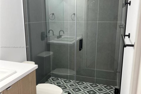 Снять в аренду квартиру в Катлер-Бей, Флорида 1 спальня, 60.39м2, № 1955439 - фото 6