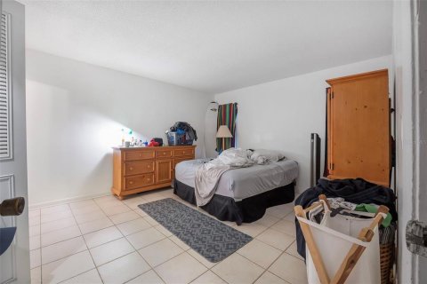 House in Palm Coast, Florida 3 bedrooms, 124.86 sq.m. № 1722603 - photo 10