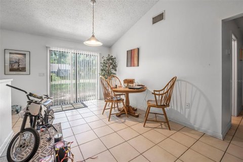 House in Palm Coast, Florida 3 bedrooms, 124.86 sq.m. № 1722603 - photo 6