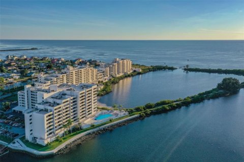 Condo in Hudson, Florida, 2 bedrooms  № 2201795