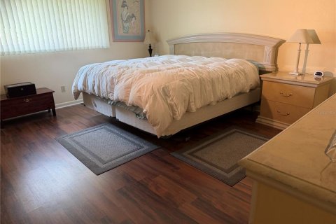 House in Ocala, Florida 2 bedrooms, 113.62 sq.m. № 2156627 - photo 9