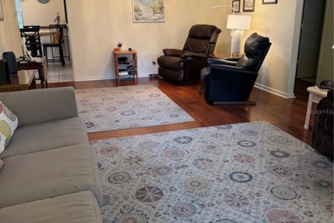 House in Ocala, Florida 2 bedrooms, 113.62 sq.m. № 2156627 - photo 3