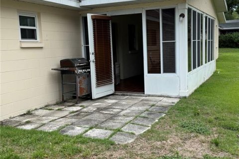 House in Ocala, Florida 2 bedrooms, 113.62 sq.m. № 2156627 - photo 18