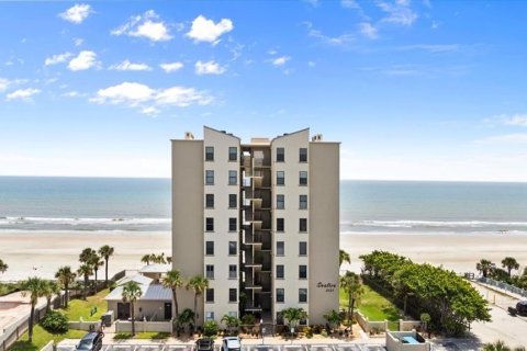 Condominio en venta en New Smyrna Beach, Florida, 2 dormitorios, 135.64 m2 № 1848033 - foto 1