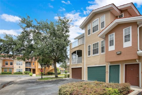Adosado en alquiler en Orlando, Florida, 2 dormitorios, 109.07 m2 № 1870642 - foto 1