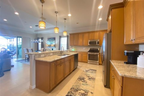 Villa ou maison à louer à Bradenton, Floride: 3 chambres, 208.94 m2 № 2401087 - photo 9