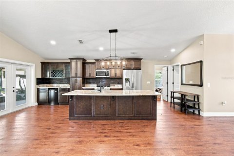 Villa ou maison à vendre à Clermont, Floride: 4 chambres, 168.62 m2 № 2333911 - photo 4