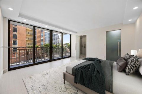 Condo in Coral Gables, Florida, 3 bedrooms  № 1588538 - photo 21