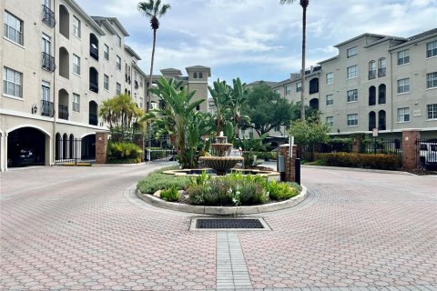 Condo in Tampa, Florida, 1 bedroom № 2157402 - photo 17