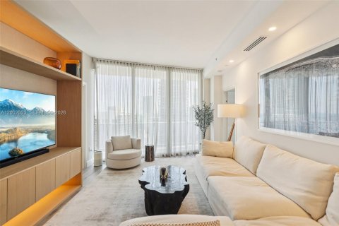Condo in Miami, Florida, 2 bedrooms № 2260835 - photo 7