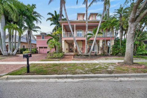 Villa ou maison à vendre à Apollo Beach, Floride: 6 chambres, 412.3 m2 № 2431075 - photo 10