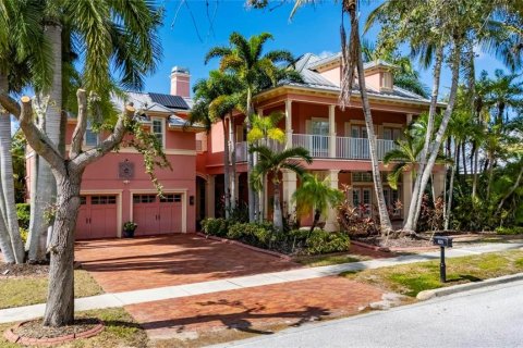 Villa ou maison à Apollo Beach, Floride 6 chambres, 412.3 m2 № 2431075