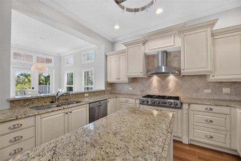 Villa ou maison à vendre à Apollo Beach, Floride: 6 chambres, 412.3 m2 № 2431075 - photo 30