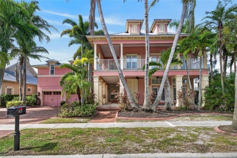 Villa ou maison à vendre à Apollo Beach, Floride: 6 chambres, 412.3 m2 № 2431075 - photo 11