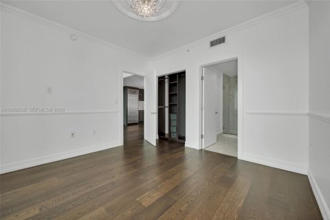 Condominio en alquiler en Miami, Florida, 2 dormitorios, 166.48 m2 № 2007300 - foto 21