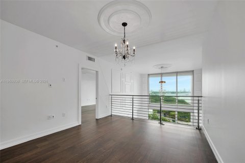 Condominio en alquiler en Miami, Florida, 2 dormitorios, 166.48 m2 № 2007300 - foto 26