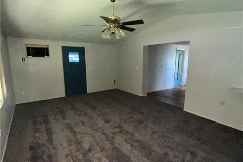 Villa ou maison à louer à Holiday, Floride: 2 chambres, 112.04 m2 № 2148959 - photo 12