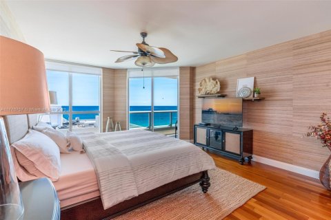 Condominio en alquiler en Fort Lauderdale, Florida, 3 dormitorios, 274.06 m2 № 1864741 - foto 18