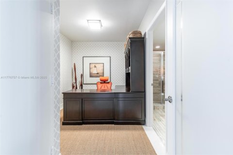 Condominio en alquiler en Fort Lauderdale, Florida, 3 dormitorios, 274.06 m2 № 1864741 - foto 24