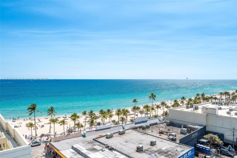 Condominio en alquiler en Fort Lauderdale, Florida, 3 dormitorios, 274.06 m2 № 1864741 - foto 15