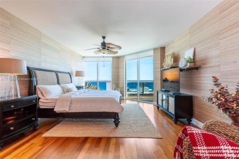 Condominio en alquiler en Fort Lauderdale, Florida, 3 dormitorios, 274.06 m2 № 1864741 - foto 19