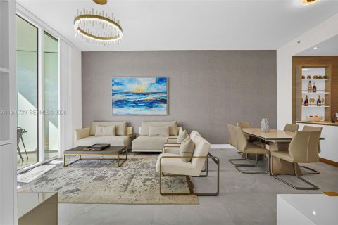 Купить кондоминиум в Санни-Айлс-Бич, Флорида 3 спальни, 183.85м2, № 2005968 - фото 16