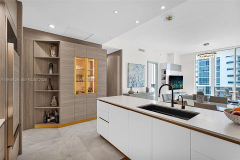 Купить кондоминиум в Санни-Айлс-Бич, Флорида 3 спальни, 183.85м2, № 2005968 - фото 20