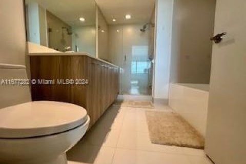 Купить кондоминиум в Майами, Флорида 3 спальни, 103.12м2, № 1811144 - фото 15
